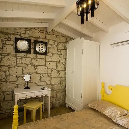 Hotel Fedora Butik Alaçatı