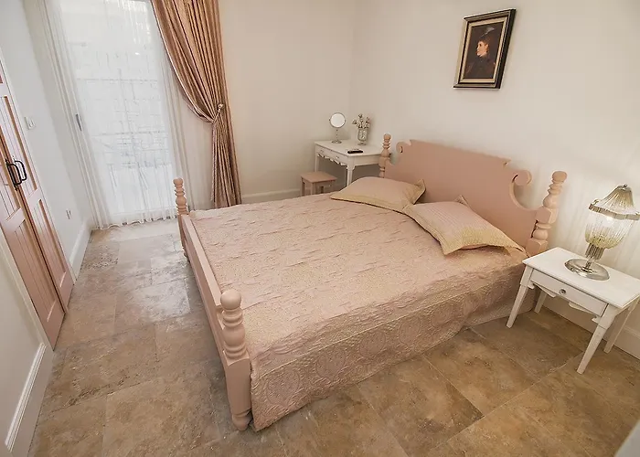 Fedora Butik Отель *